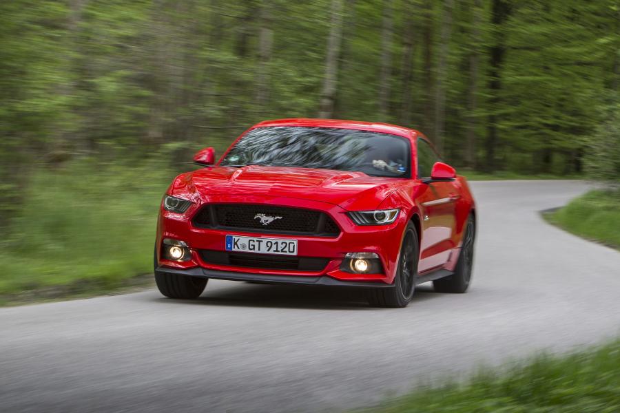  Ford Mustang GT Fastback 2015 года  (EU) (фото 31 из 37)